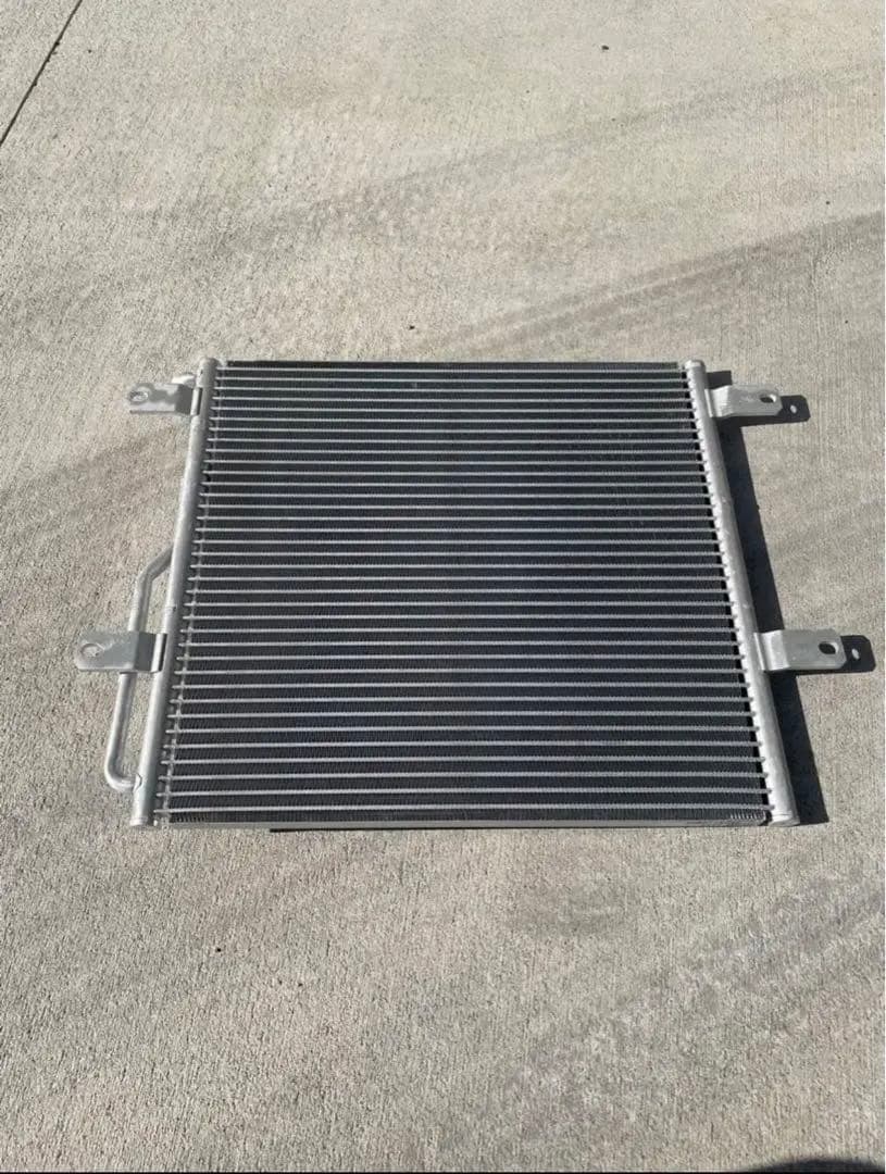 エアコンコンデンサー