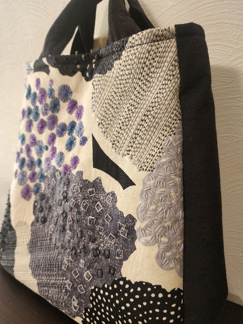 ★★★新作　エチノ生地に豪華な刺し子　個性的　一点物　センソユニコ慈雨等