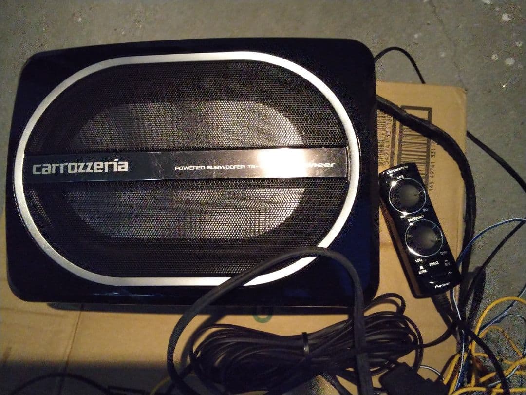 わたた　carrozzeria パワードサブウーファーとスピーカーセット