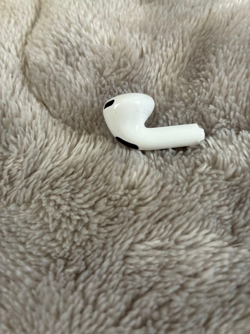 （正規） AirPods ワイヤレスイヤホン 4世代　両耳