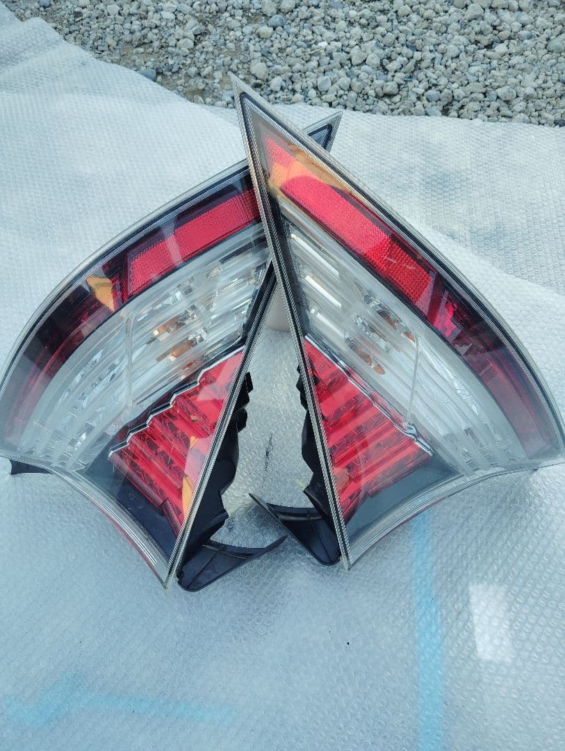 t*8様 ホンダ CRZ ZF1/ZF2 テールライト レアアイテム 初期モデル