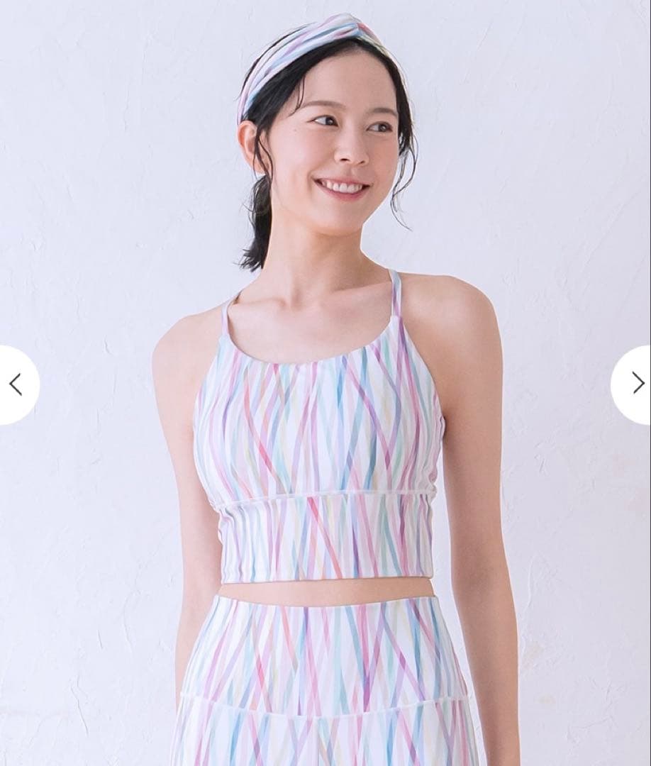 スカーラ　Mサイズ　ヨガウェア　上下セット