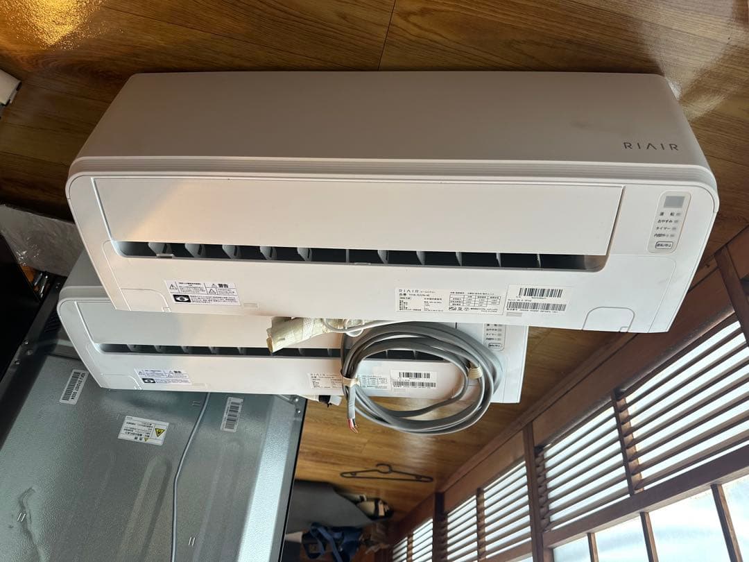 R1AIR VNA-S22N-W エアコン本体