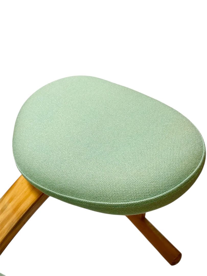 Rybo リボ社 バランスイージー チェア 姿勢矯正椅子　ライトブルー