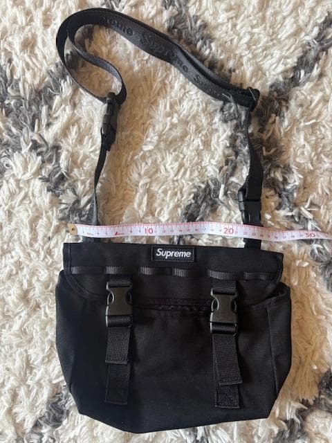 極上美品！人気⭐️【Supreme】ショルダーバッグ ブラック CORDURA⭐