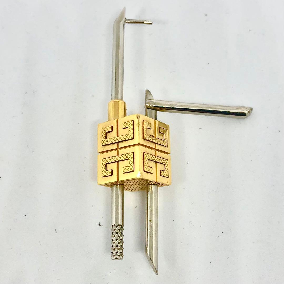 ジバンシー ピアス 鍵 キー ロゴ メンズ レディース アクセサリー ブランド