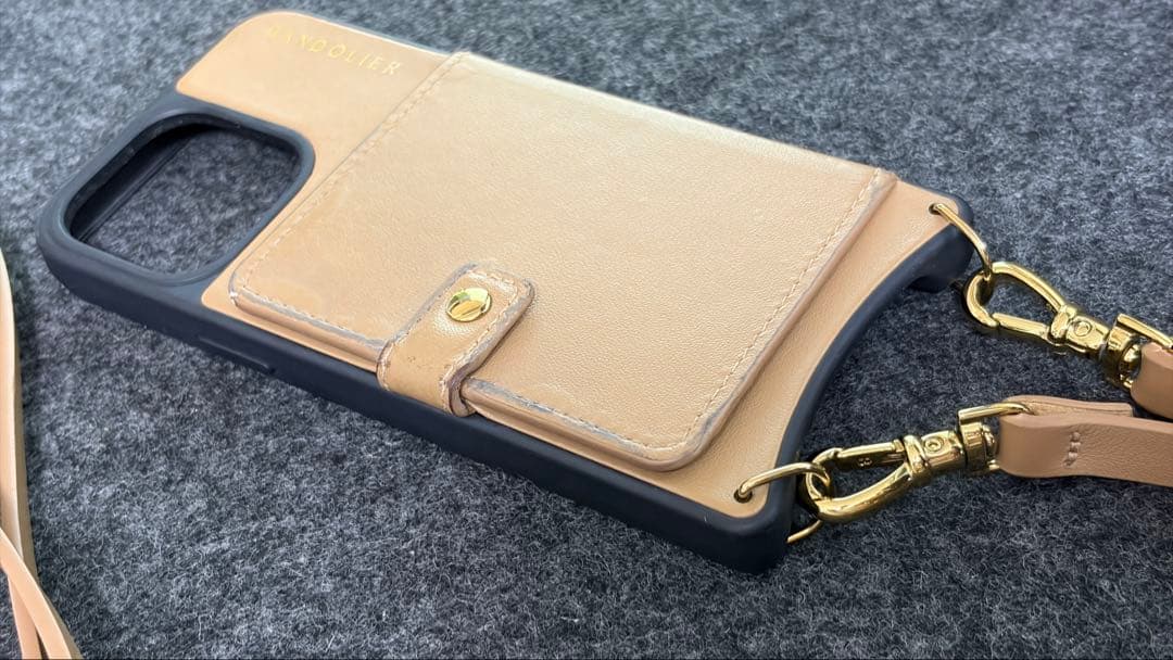 BANDOLIER iPhone15 Pro Max 用ケース