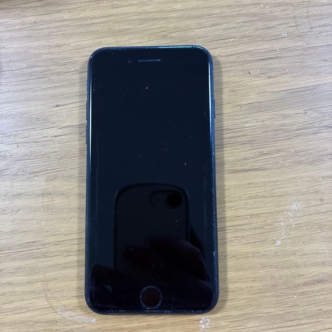 iPhoneSE第3世代 64GB