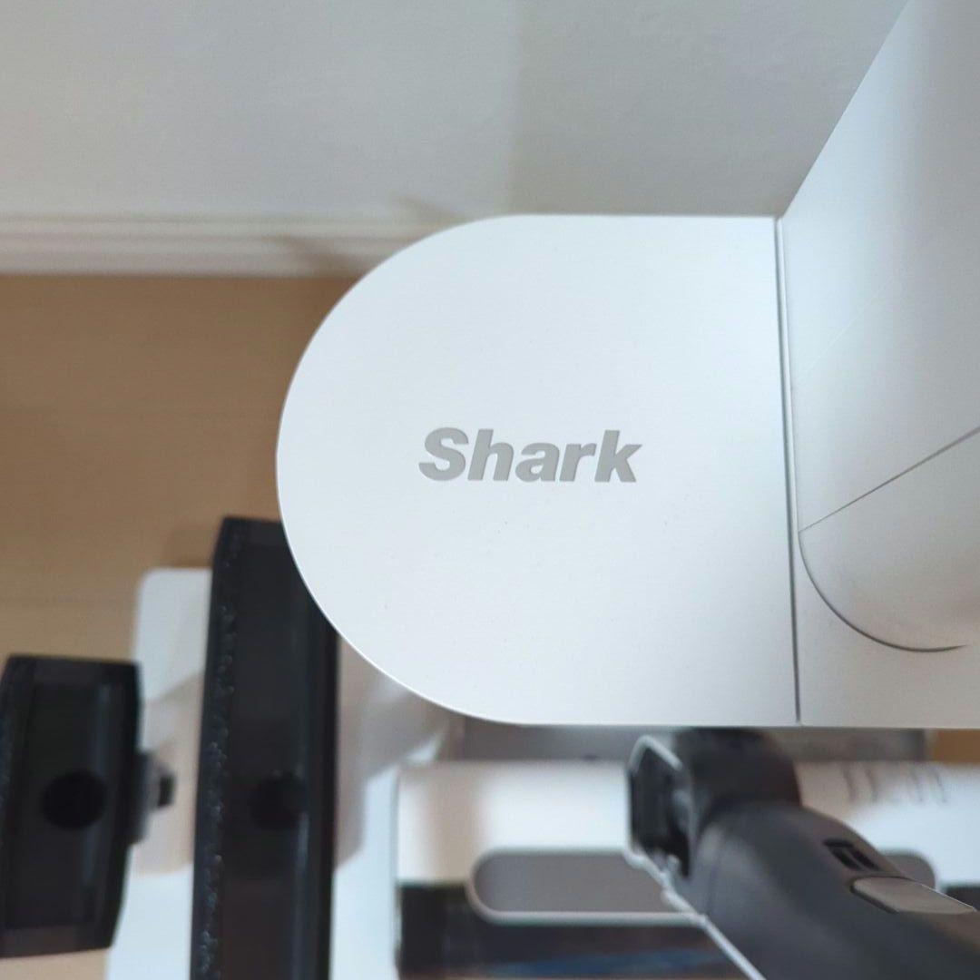 美品★CS150JAE スティッククリーナー SHARK　シャーク