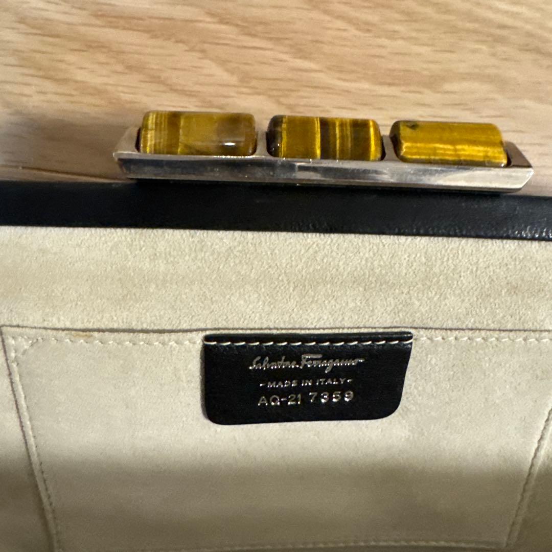 限定美品！　サルバトーレフェラガモ　クラッチバッグ 黒　コンサバ　お受験　卒業式