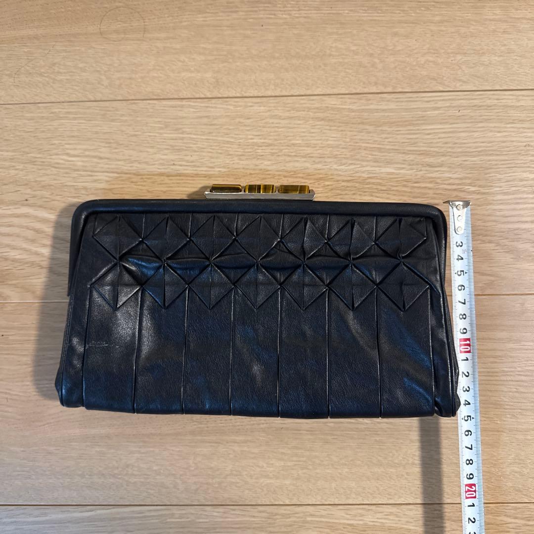 限定美品！　サルバトーレフェラガモ　クラッチバッグ 黒　コンサバ　お受験　卒業式