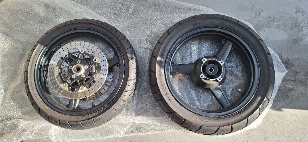 ゼファーχ タイヤホイールセット