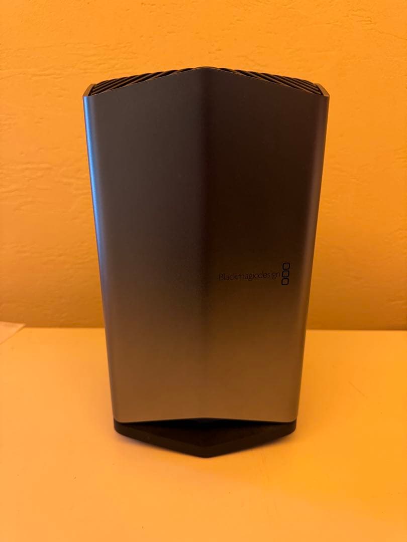 外付けハードディスク・ドライブ Blackmagic eGPU RX580