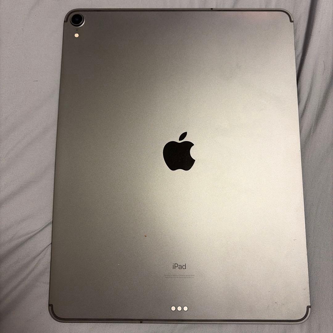 (あんこ) iPad Pro 12.9インチ第三世代スペースグレー 箱付き