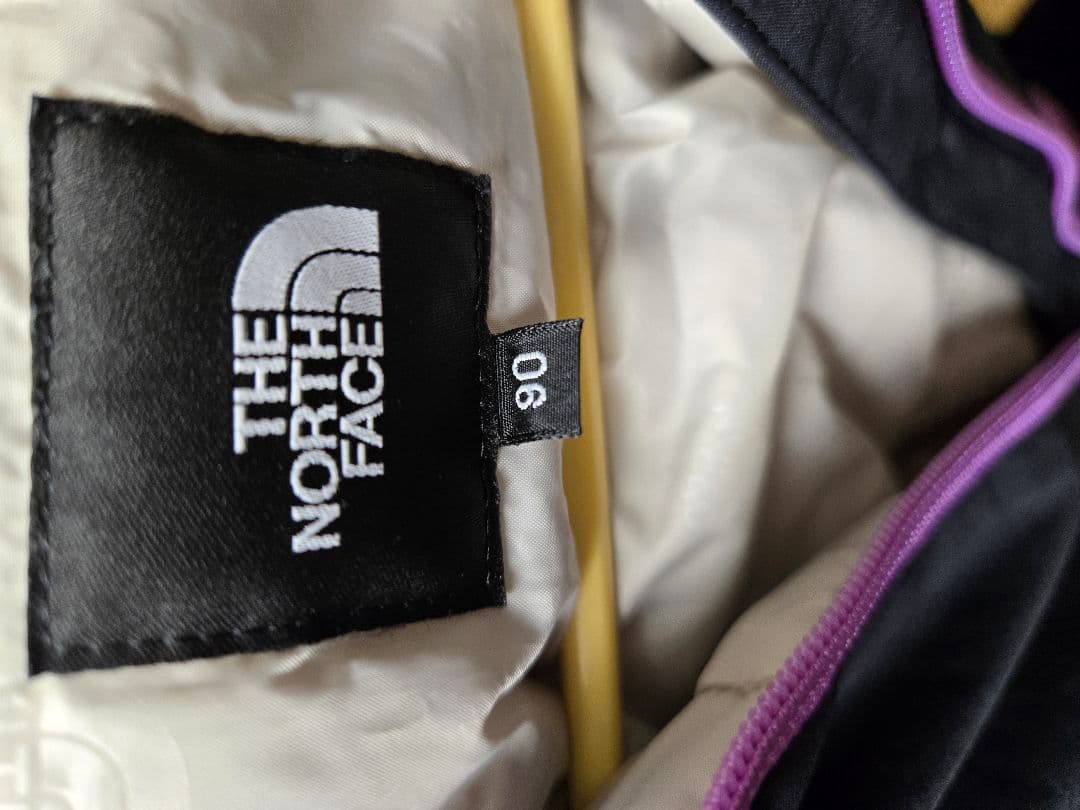 に*ろ様 ノースフェイス キッズスキーウェア　パープル　90CM　NSJ6191