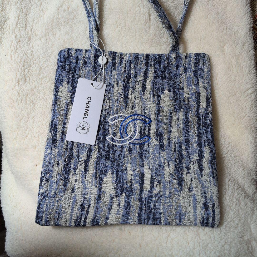 し*ん様 シャネルVIPギフトキャンパストートバッグ　ノベルティ