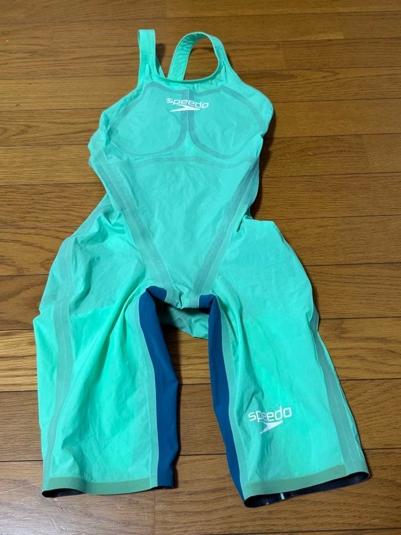 スピード　高速水着　競泳水着　ファストスキンピュアヴァラー　M
