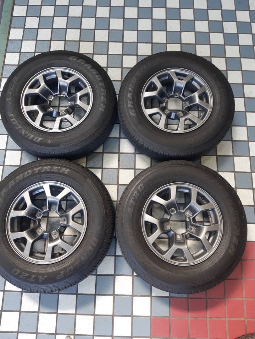 中古15インチ　タイヤホイール