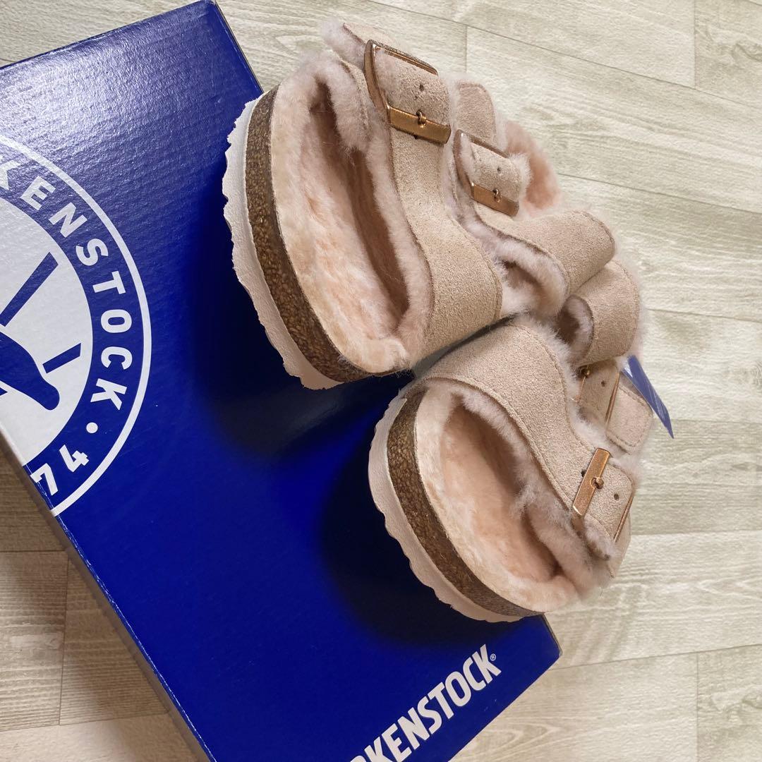 新品 27㎝ BIRKENSTOCK ベージュ サンダル 42 アリゾナ ボア