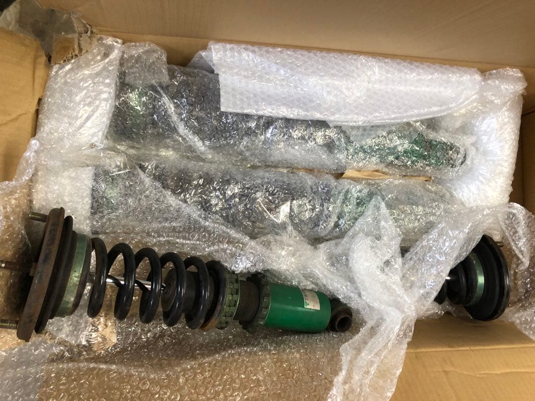 R32GT-R、TEIN車高調