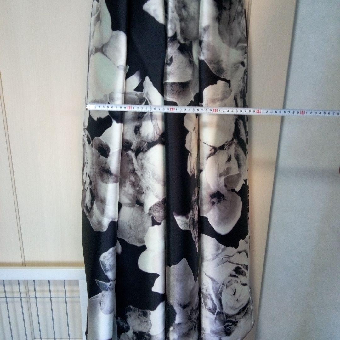 花柄マキシドレスクリーニング済21000円さらに値下げイヤリング、ネックレス付き