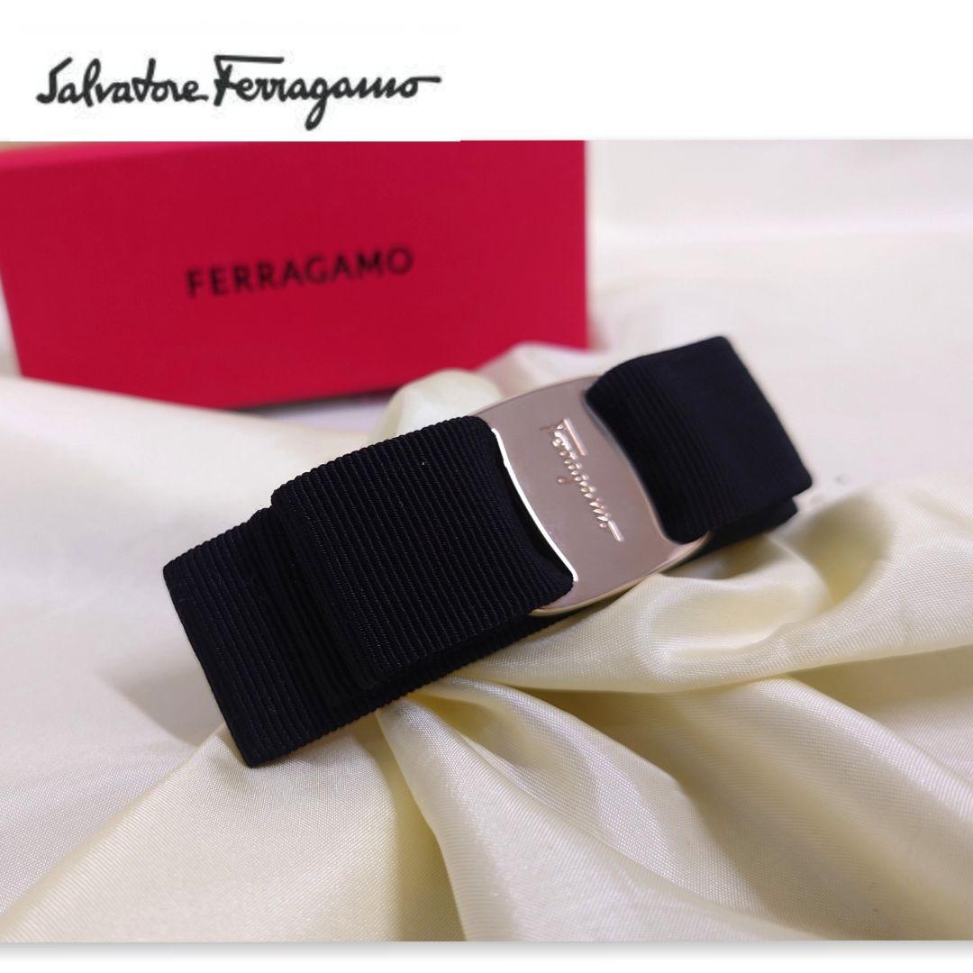 salvatoreferragamo　フェラガモ　ヴァラ　バレッタ　未使用