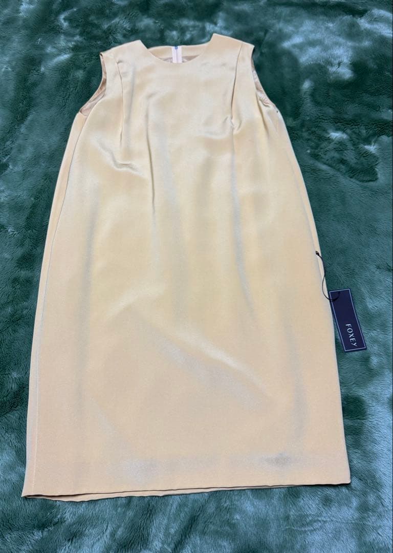 フォクシーイエローノースリーブ ワンピース