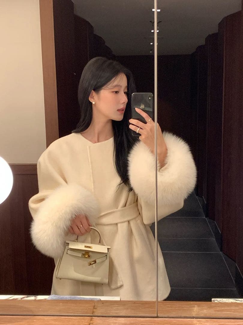 フォックスファーマフラー付きウールコート