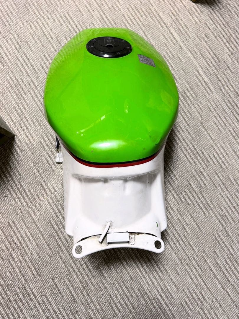 カワサキKR250 燃料タンク