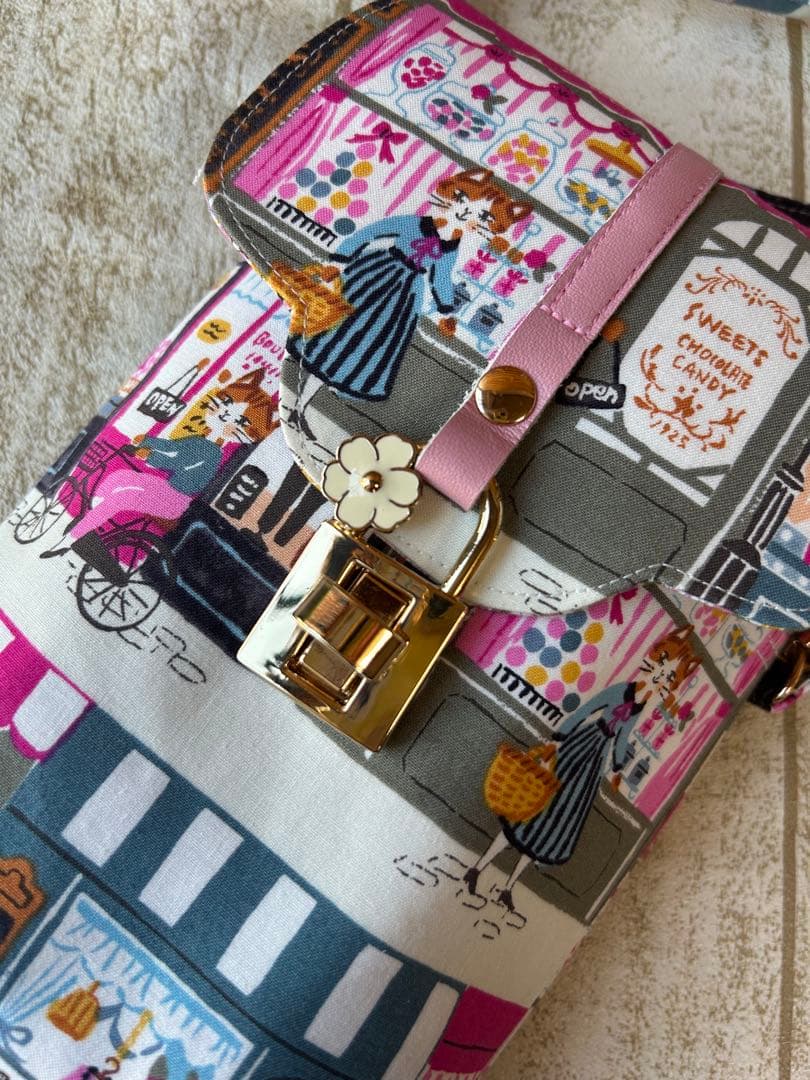 HIMA♡パリの街並みウィンドウショッピング猫ちゃん