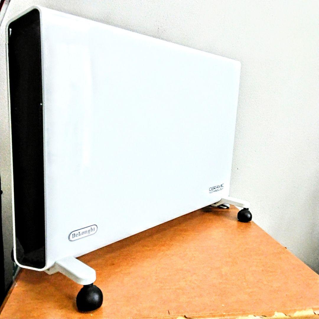 【美品】DeLonghi HXJ60L12-WH コンベクターヒーター　ホワイト
