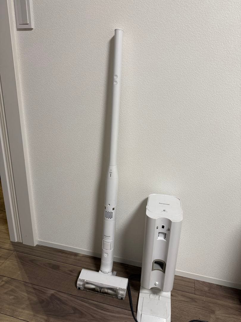 【値下げ】Panasonic MC-NS10K コードレス掃除機 2022年製