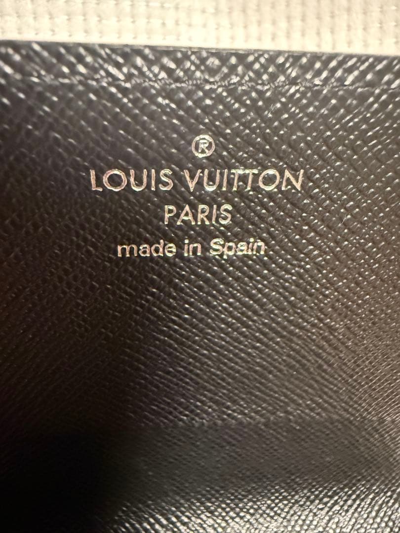 Louis Vuitton 名刺入れ　タイガ　美品　黒色　24時間以内匿名発送