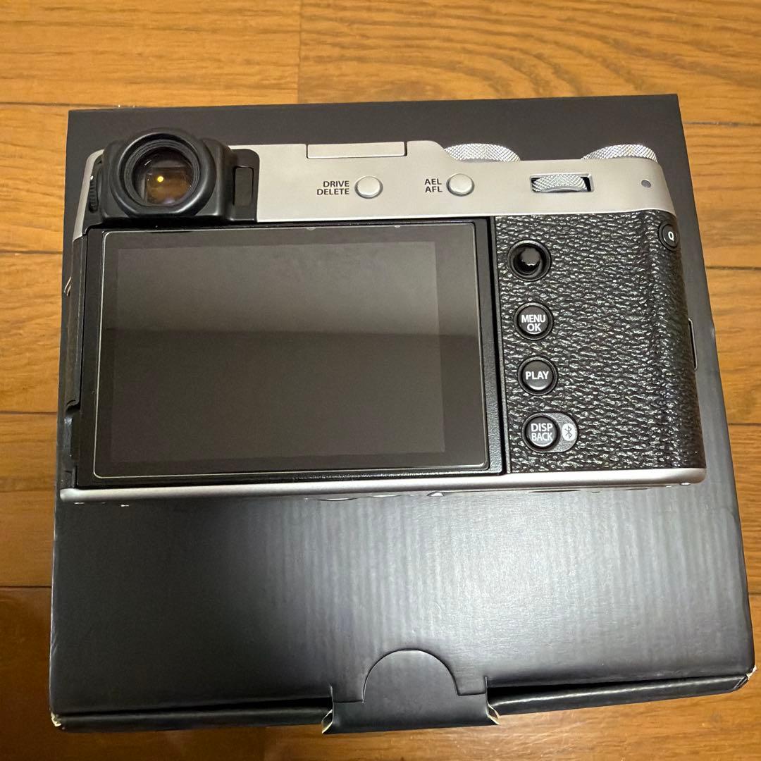 美品 Fujifilm X100VI コンパクトデジタルカメラ
