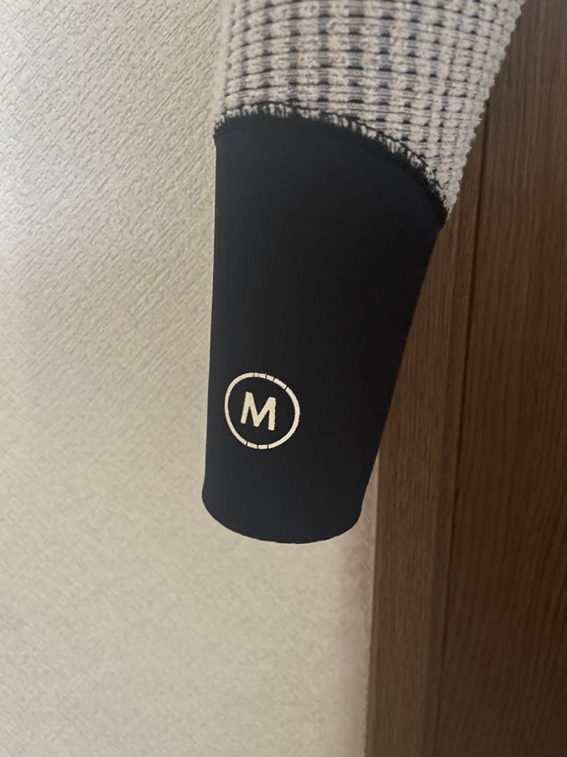 極美品 パタゴニア　R2 フロントジップ　Ｍ