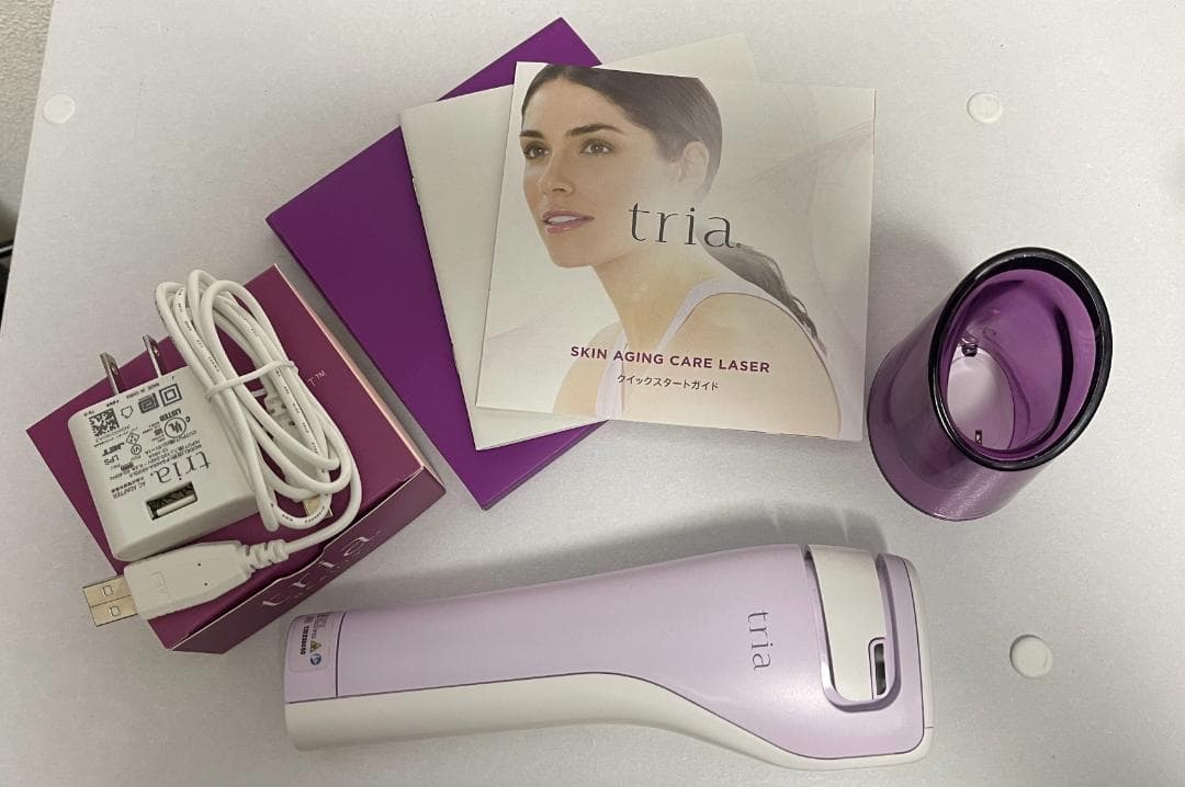 (ほぼ未使用)　トリア　スキンエイジングケアレーザー