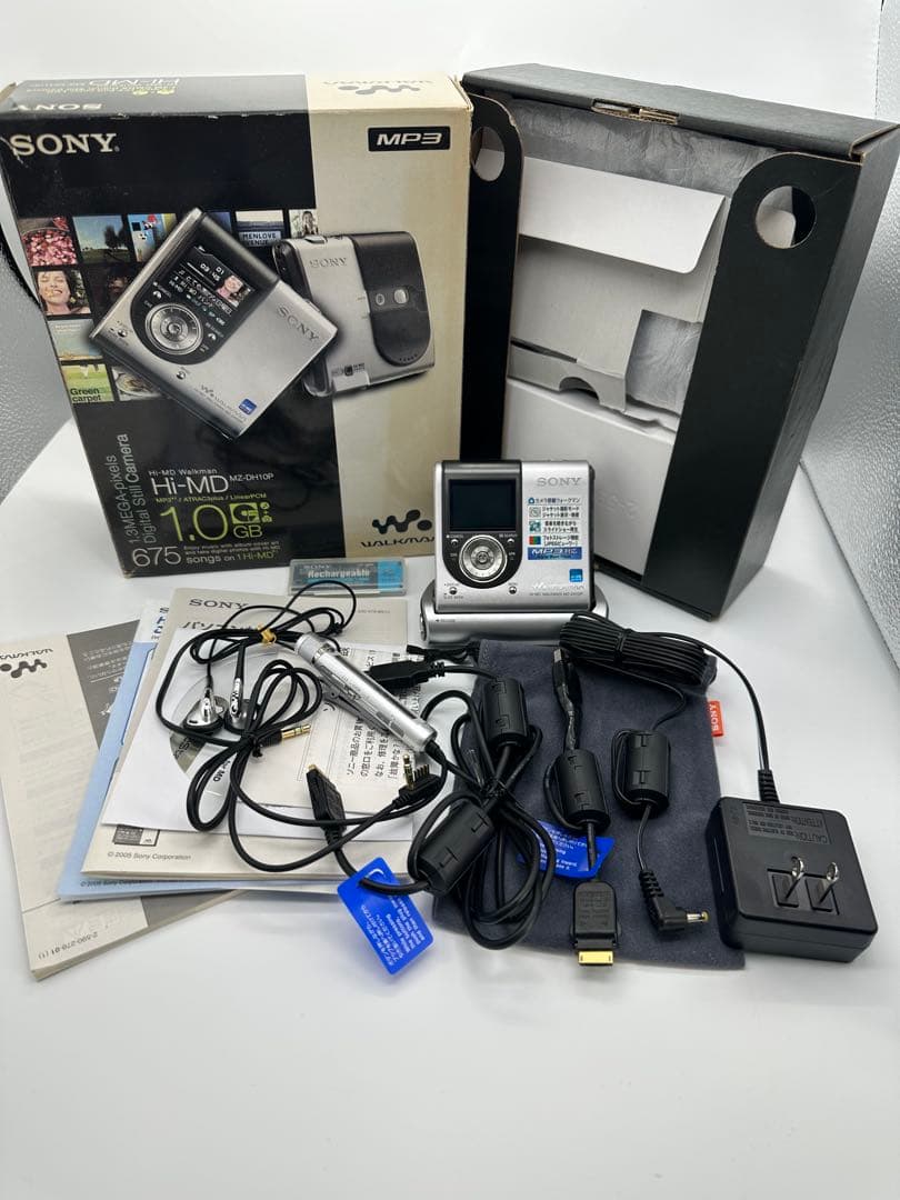 ポータブルプレーヤー SONY MZ-DH10P Hi-MD Walkman MP3 Player
