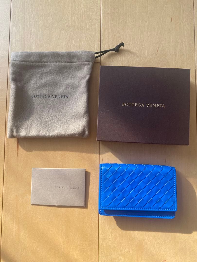 【新品/未使用】Bottega Veneta 名刺入れ ブルー※箱、保存袋付き