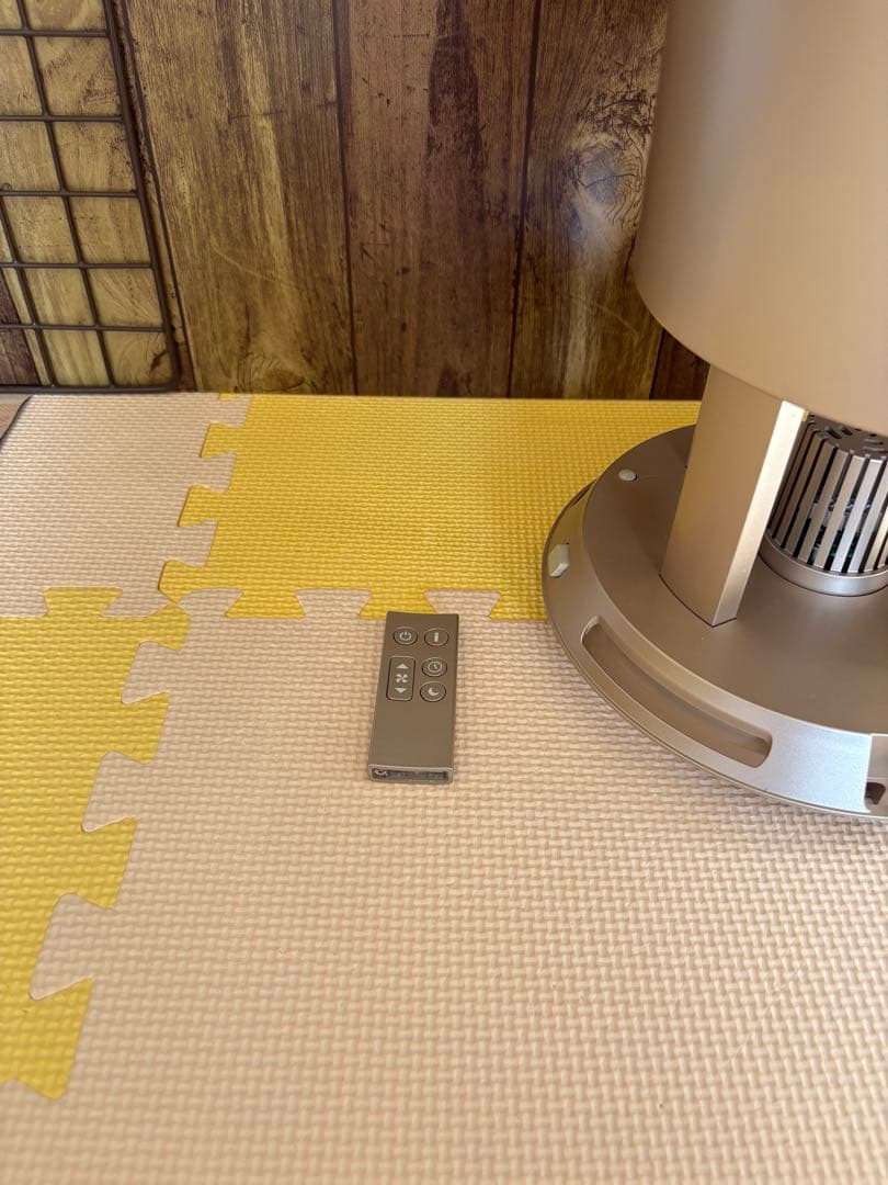 中古 Pety 空気清浄機 円筒形 ホワイト/ゴールド