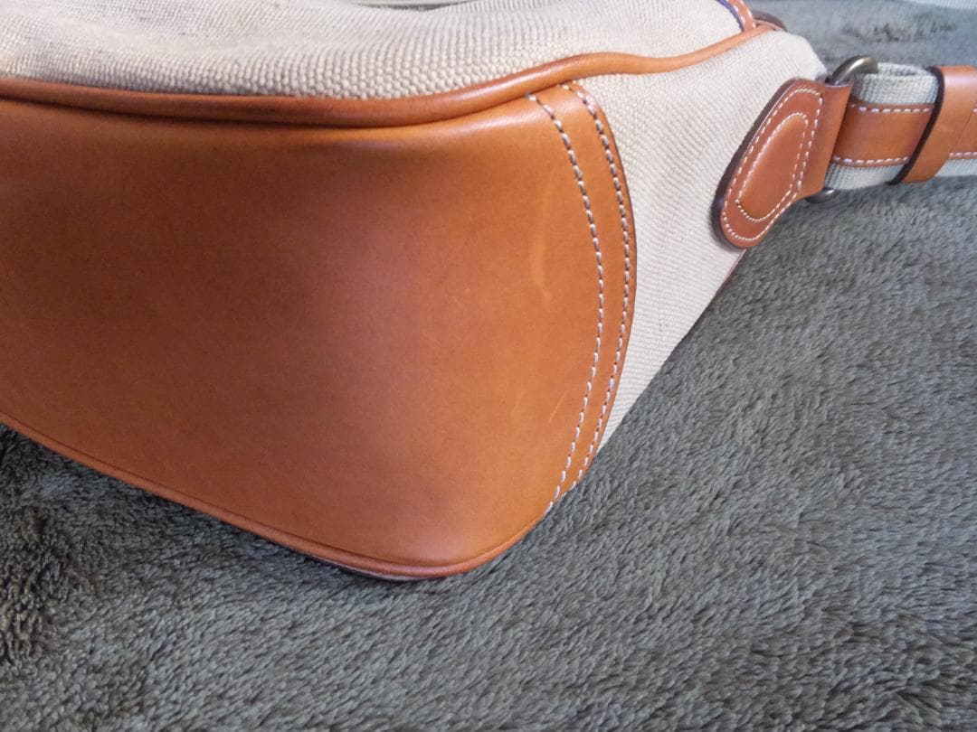 土屋鞄　カメラ散歩バッグ