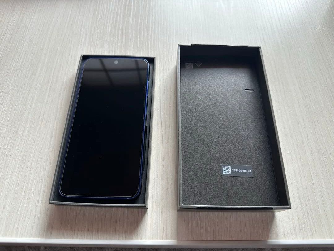 Galaxy S25 ネイビー（SIMトレイ無し） 箱付き+ケース&フィルム