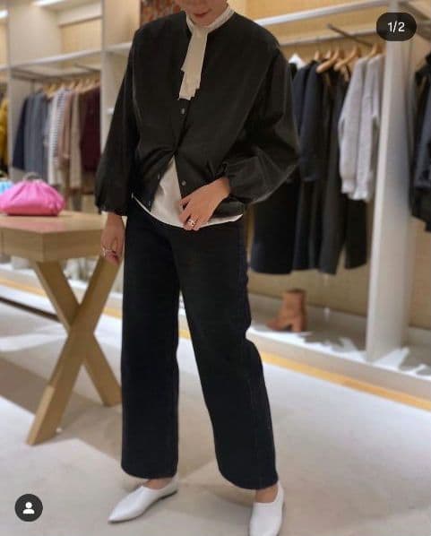 金子綾×TOMORROWLAND ウェットフェイクレザー パフスリーブブルゾン