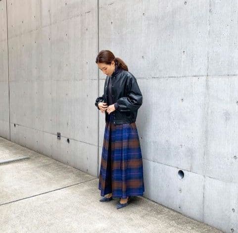 金子綾×TOMORROWLAND ウェットフェイクレザー パフスリーブブルゾン