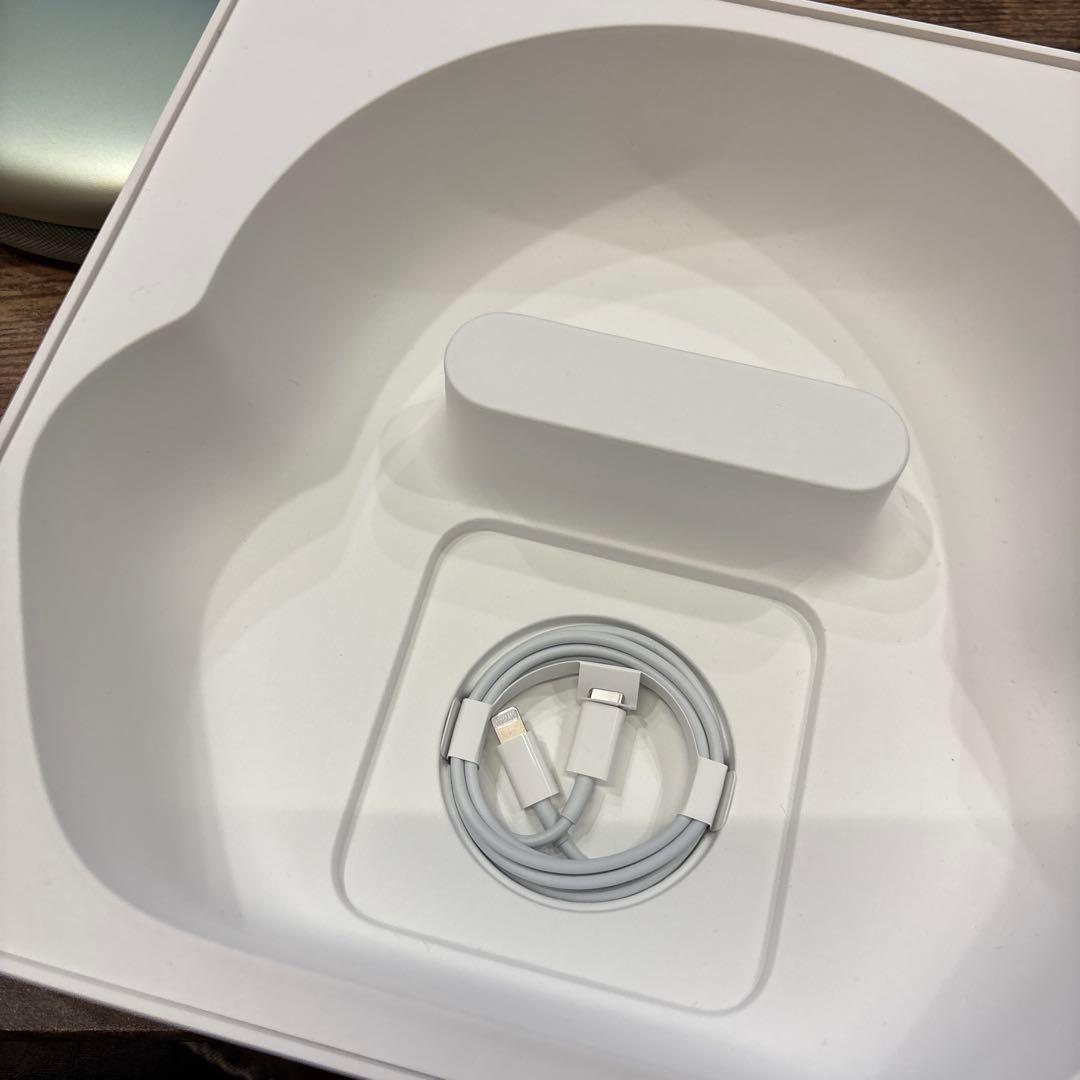 AirPods Max グリーン