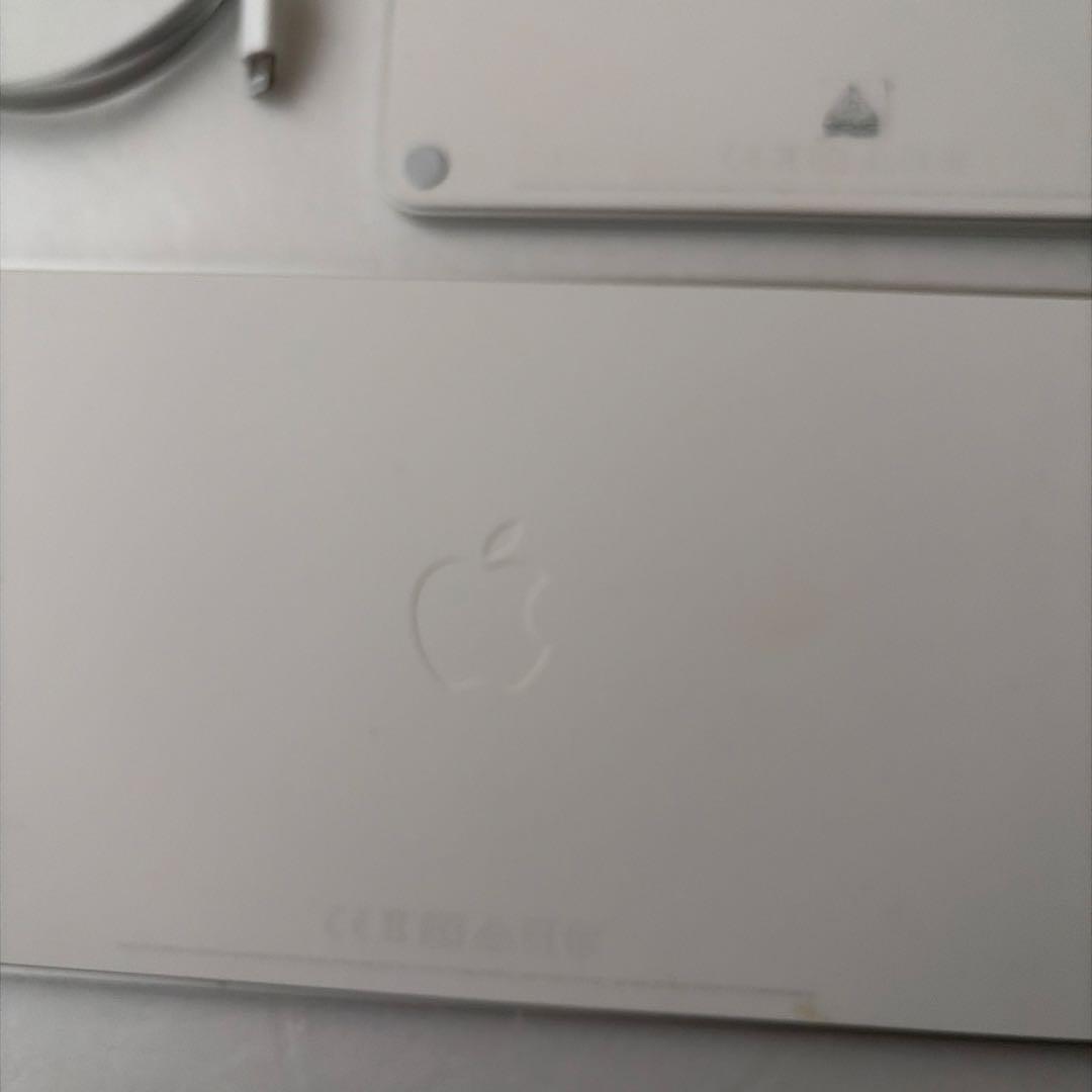 美品Touch ID Magic Keyboard & track pad