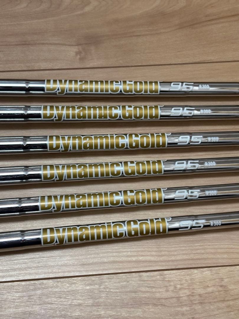 Dynamic Gold 95 R300 6本セット　シャフトのみ