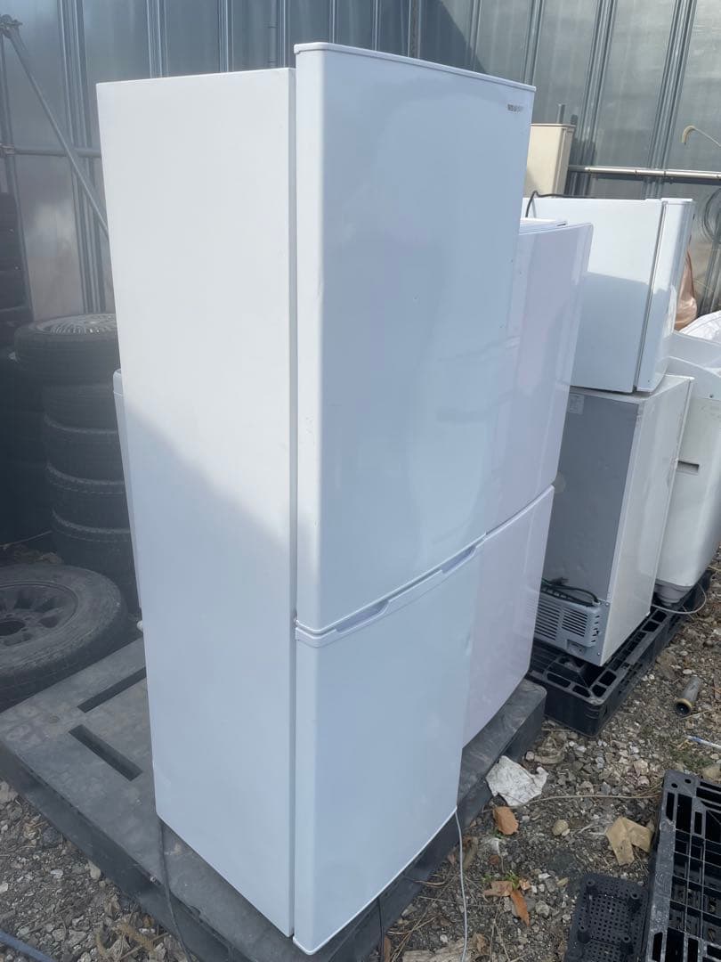 全国送料無料　アイリスオーヤマ 冷蔵庫 AF162-W 162L