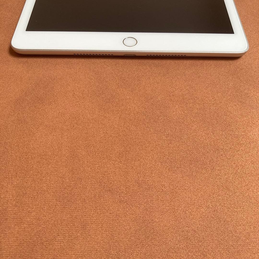 1109【早い者勝ち】電池ほぼ新品☆iPad7第7世代32GB WIFIモデル☆