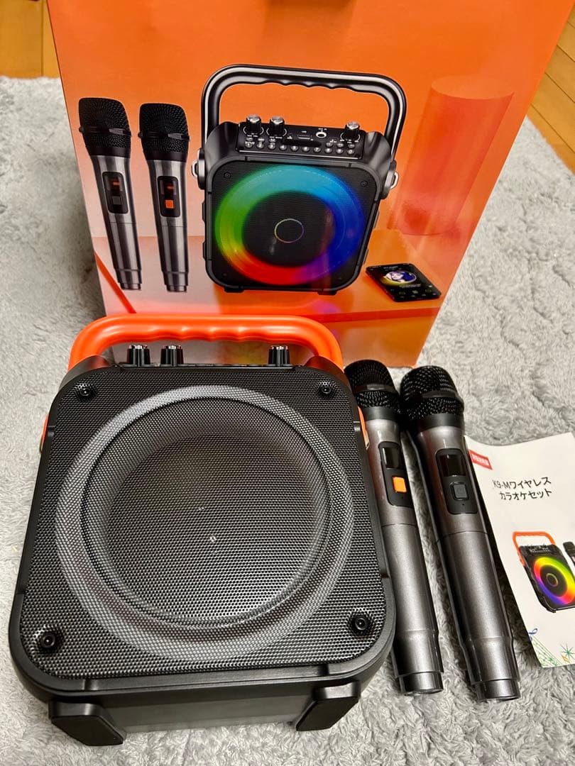 K9-M カラオケマシン 2本のマイク付き