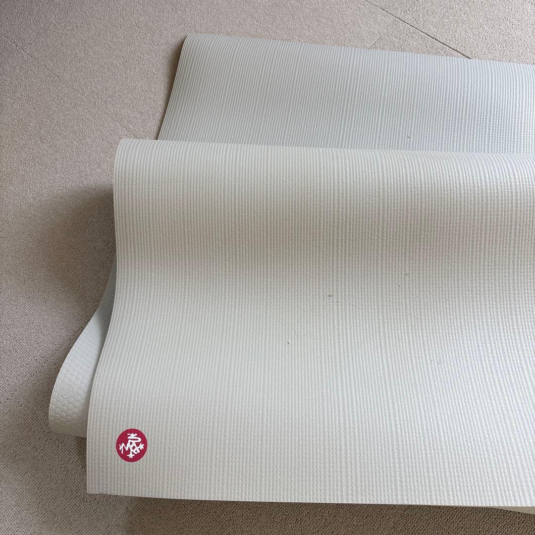 富*む様 manduka ヨガマット サンド　プロ6mm ストラップ付き